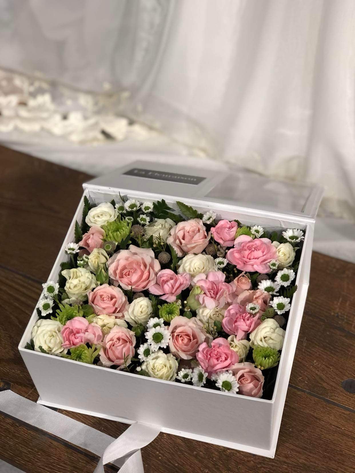 Elegancia en Flor - F1605