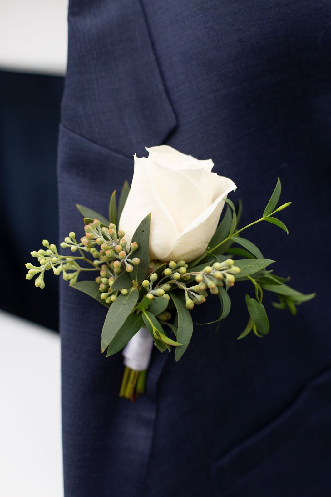 Classic Ivory Boutonnière - B5053