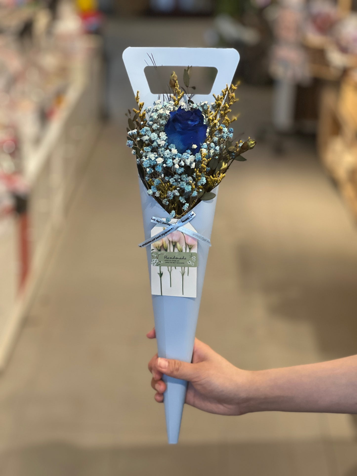 Petite Dried Bloom Cones - D6065